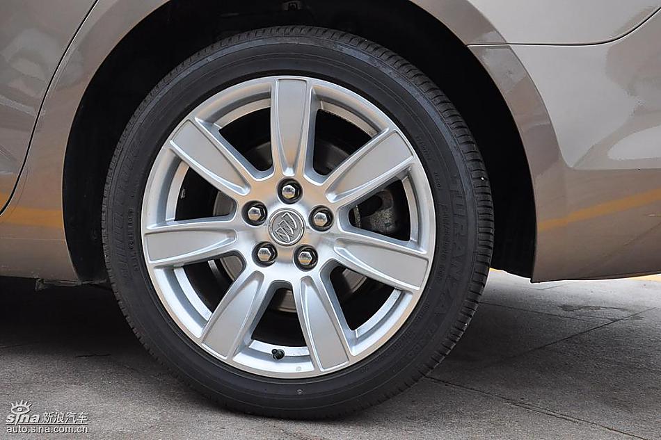 上海通用别克新君越试车实拍图 外观