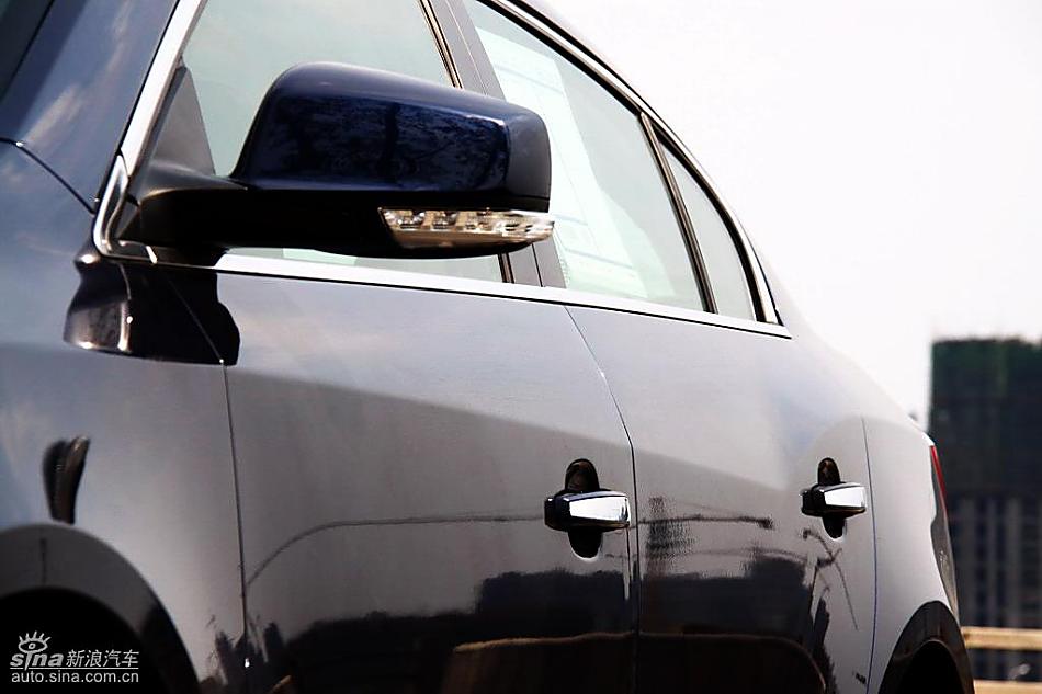 别克新君越试驾实拍图外观