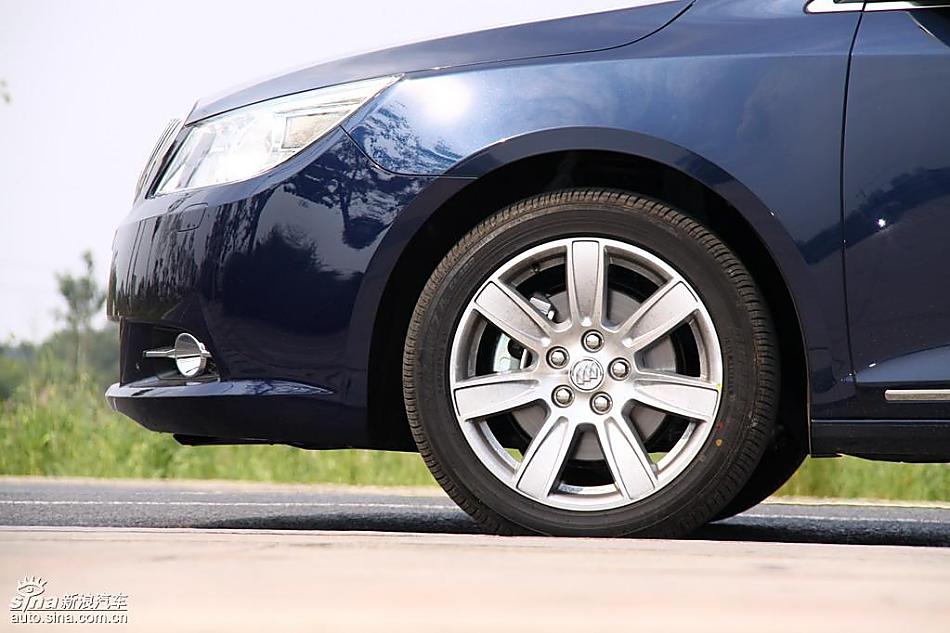 别克新君越试驾实拍图外观