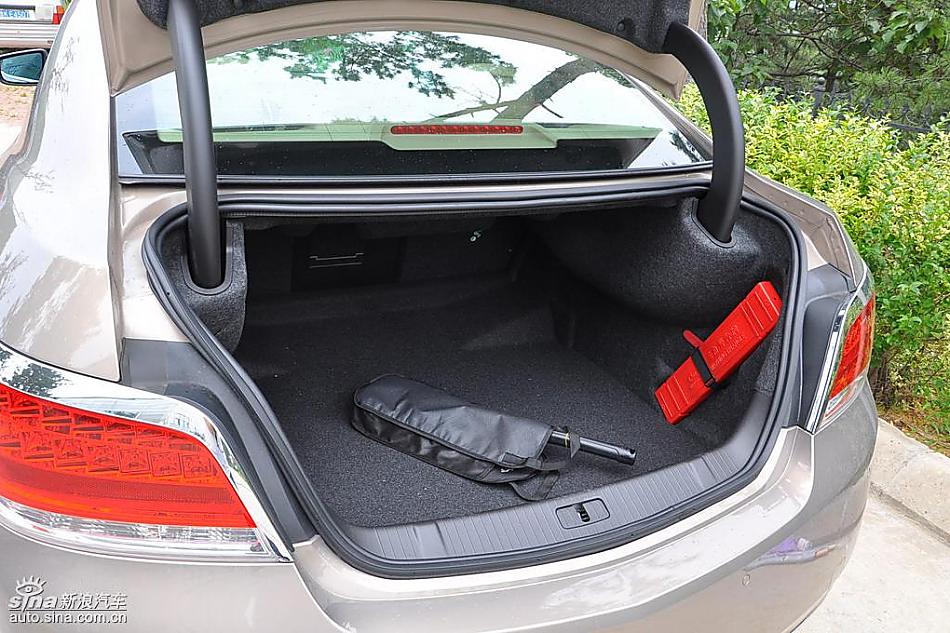 上海通用别克新君越试车实拍图 外观