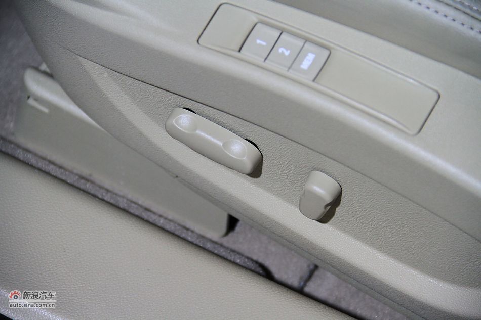 2012款君越到店实拍