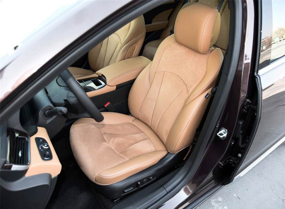 君越  2016款 20T 豪华型 座椅空间