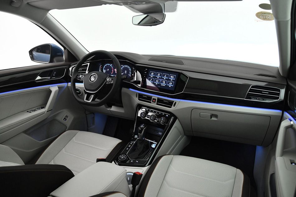 2019款 380TSI 四驱旗舰型 内饰