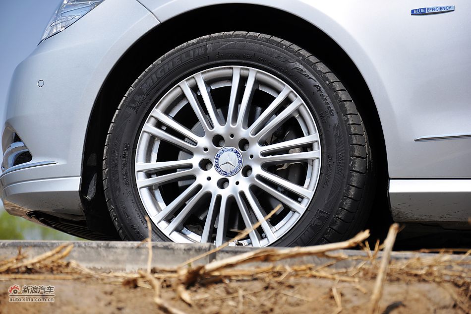 2011款奔驰E200 CGI优雅型