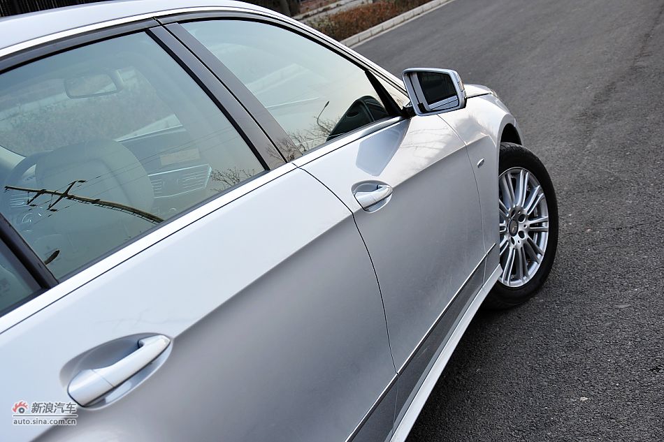 2011款奔驰E200 CGI优雅型