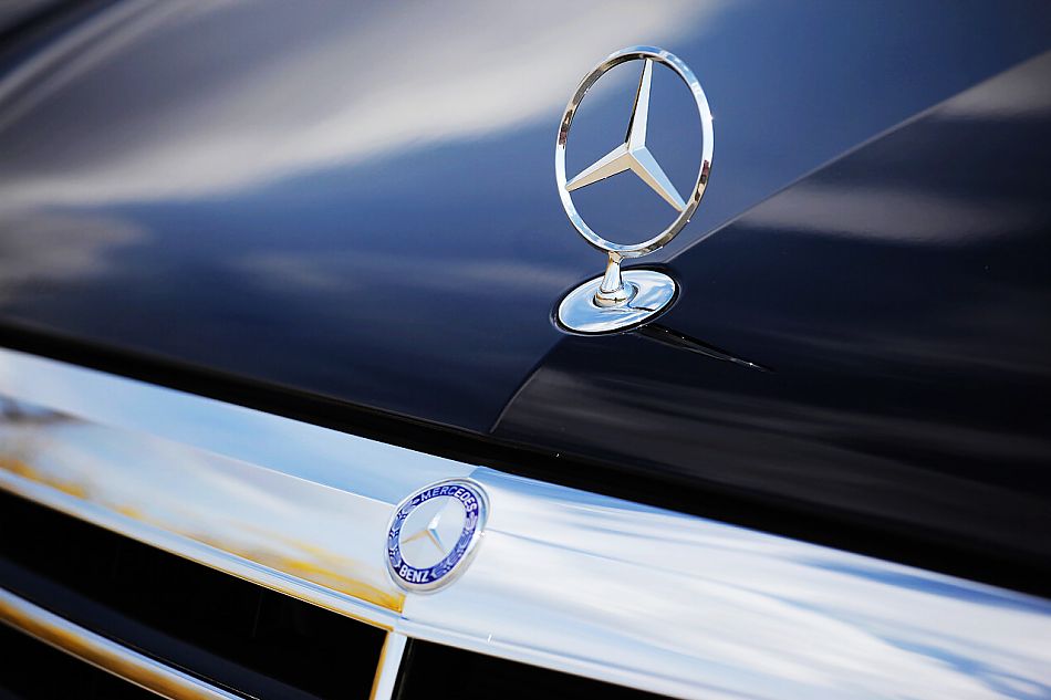 2010款奔驰E300L时尚型尊贵版