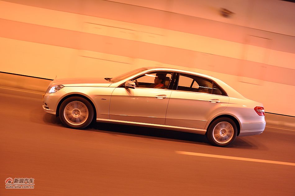 2011款奔驰E200 CGI优雅型