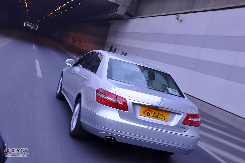 2011款奔驰E200 CGI优雅型