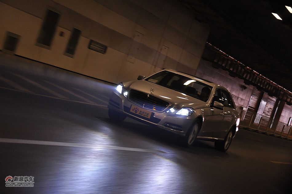 2011款奔驰E200 CGI优雅型