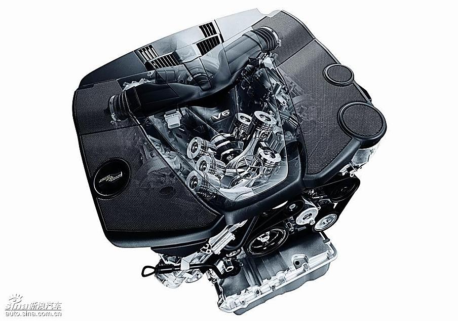 奔驰E230六缸2.5升发动机