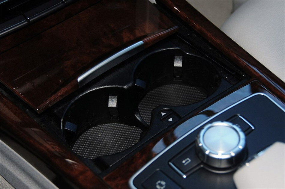 2013款奔驰E260L CGI优雅型