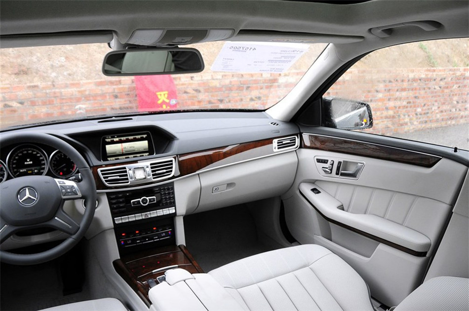 2015款 E 320 L 豪华型 4MATIC 内饰