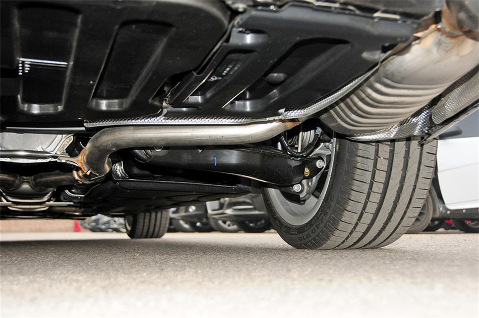 2015款 E 320 L 豪华型 4MATIC 引擎底盘