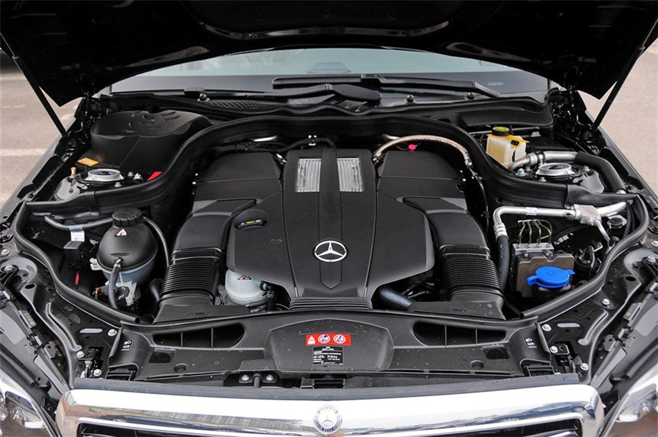 2015款 E 320 L 豪华型 4MATIC 引擎底盘