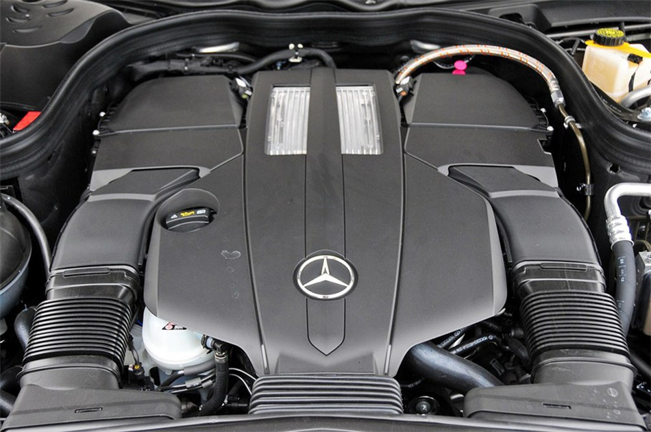 2015款 E 320 L 豪华型 4MATIC 引擎底盘