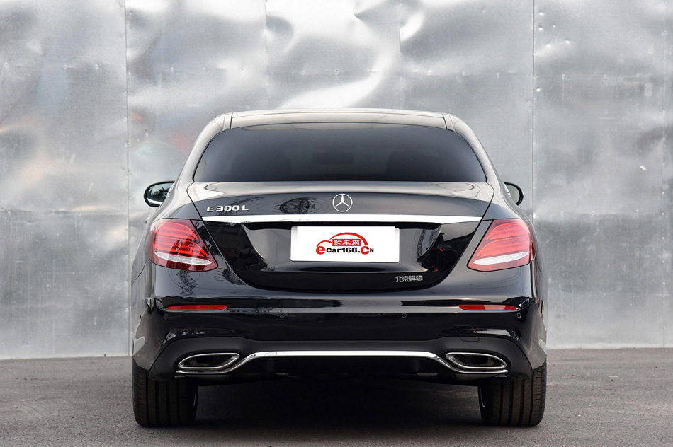 2019款 E 300 L 运动豪华型 外观