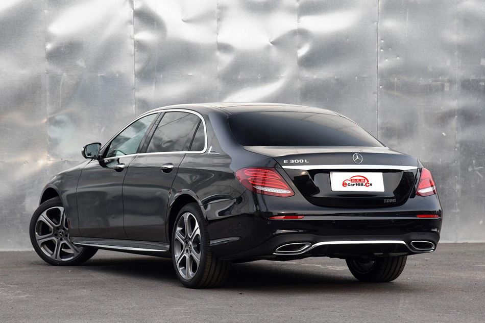 2019款 E 300 L 运动豪华型 外观