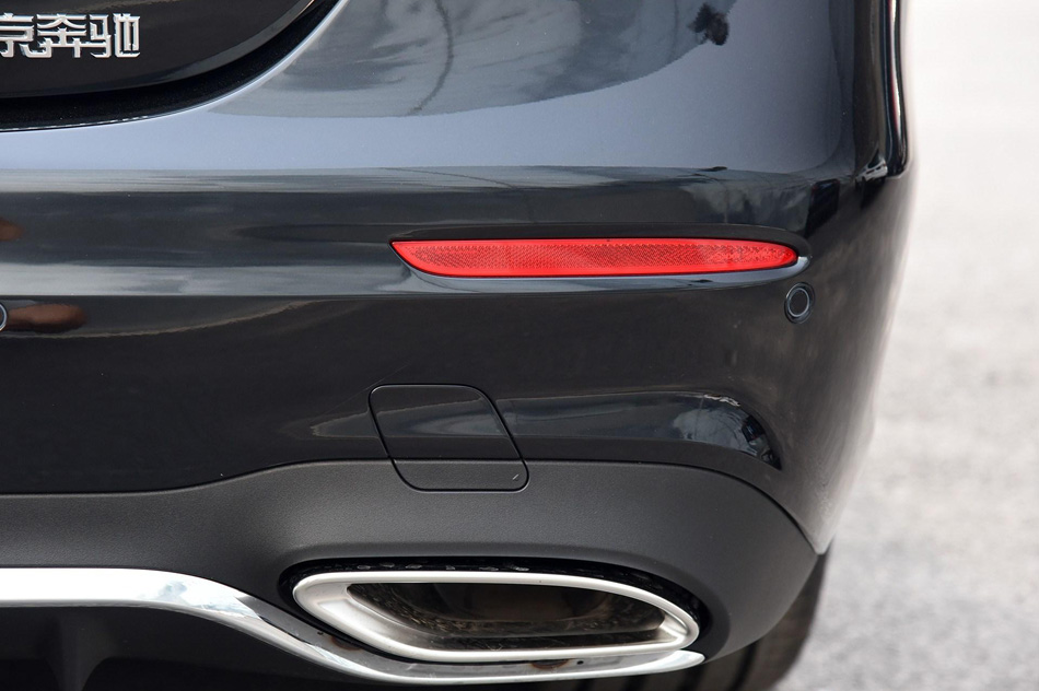 2019款 E 300 L 运动豪华型 细节