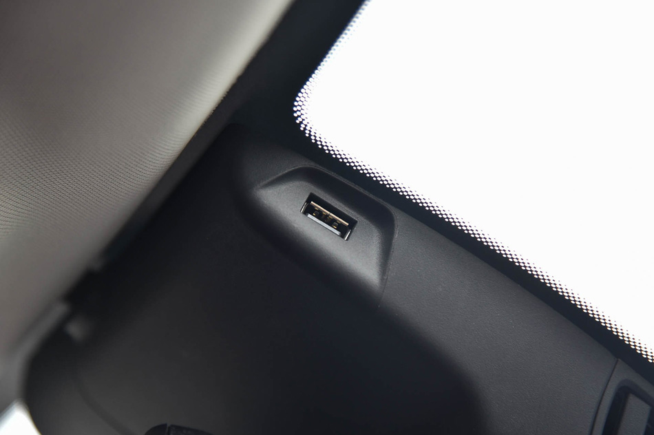 2019款 20T 自动智联网超能智尊版 座椅空间