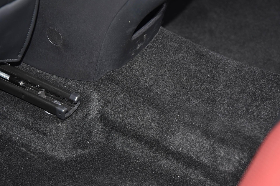 2019款 20T 自动智联网超能智尊版 座椅空间