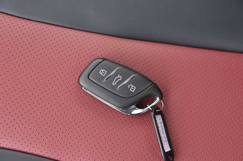 2019款 20T 自动智联网超能智尊版 细节