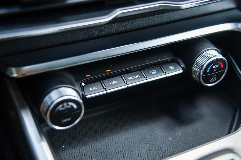 2019款 运动款 260T DCT Battle 内饰