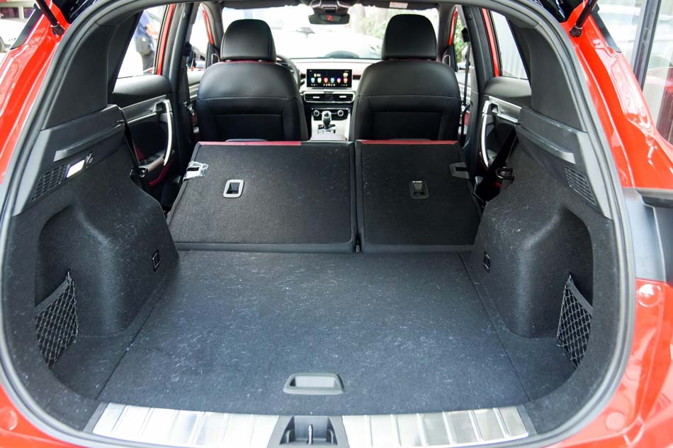 2019款 运动款 260T DCT Battle 座椅空间