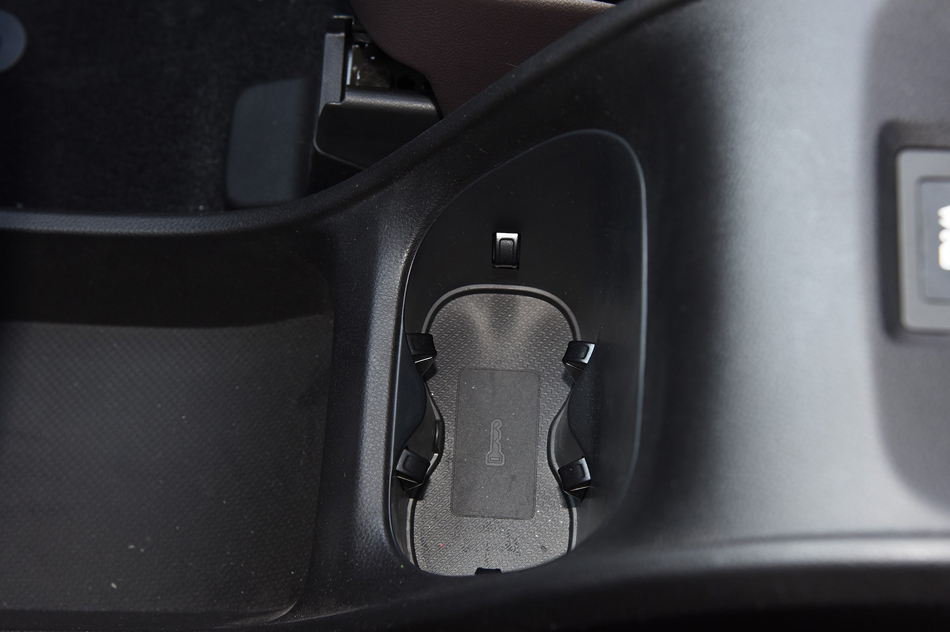 2019款 270T 自动尊享版 7座 内饰