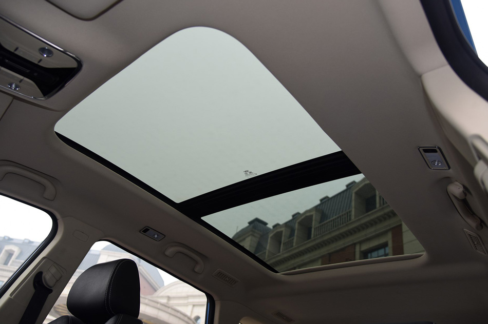 2019款 1.6T DCT尊享型 7座 座椅空间