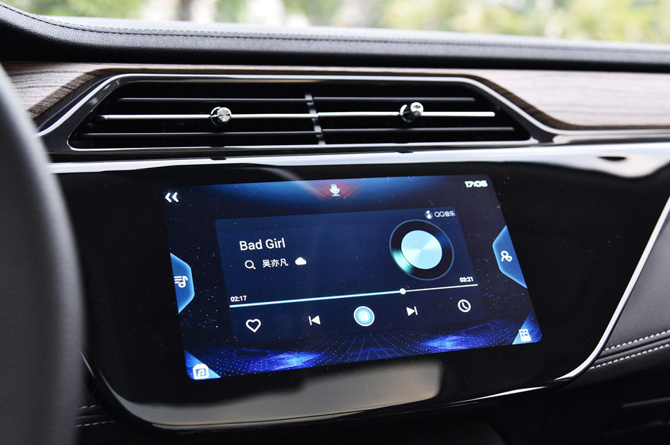 2019款 EcoBoost 145 CVT 48V尊领型PLUS 内饰