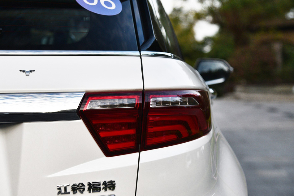 2019款 EcoBoost 145 CVT 48V尊领型PLUS 细节