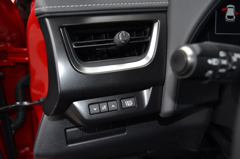 2019款 260h 探·趣版 国VI 内饰