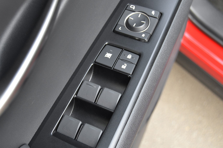 2019款 260h 探·趣版 国VI 座椅空间