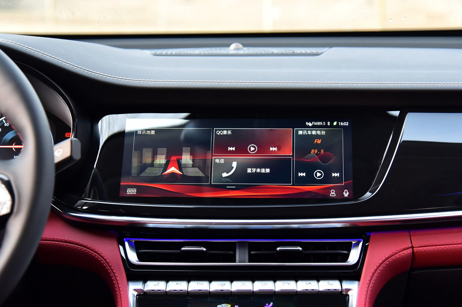 2019款 2.0T 智版 内饰