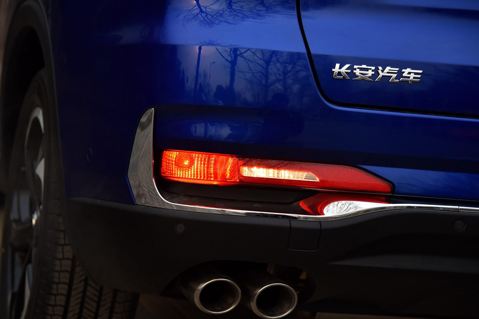 2019款 2.0T 智版 细节