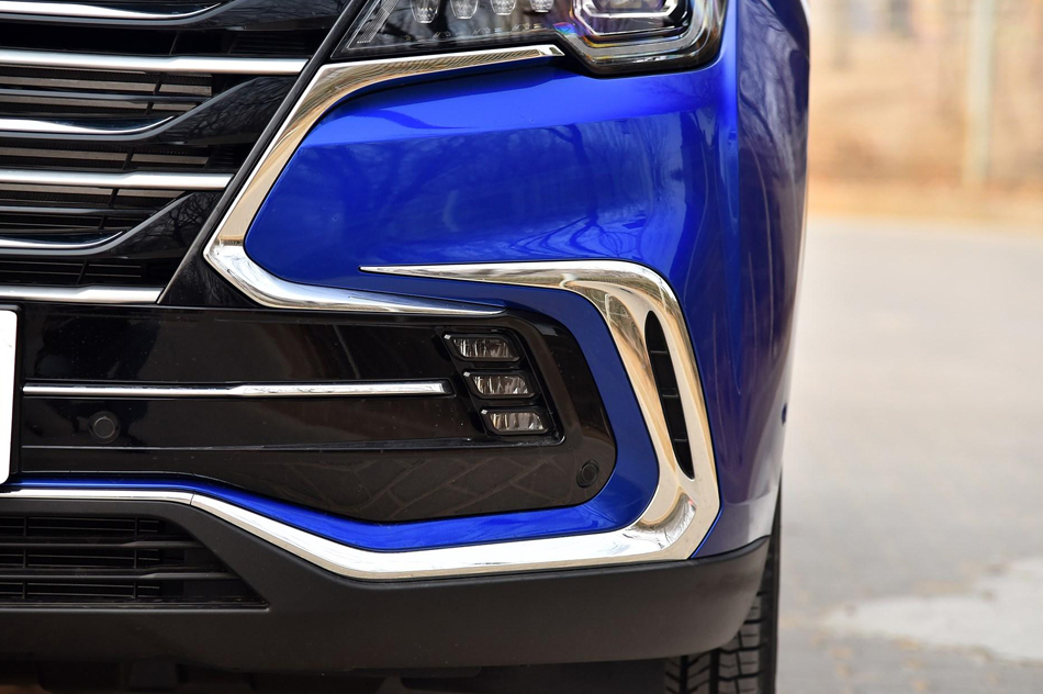 2019款 2.0T 智版 细节