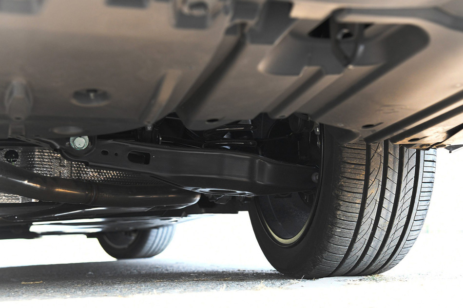 2019款 双擎 2.5L Limited旗舰版 国V 引擎底盘