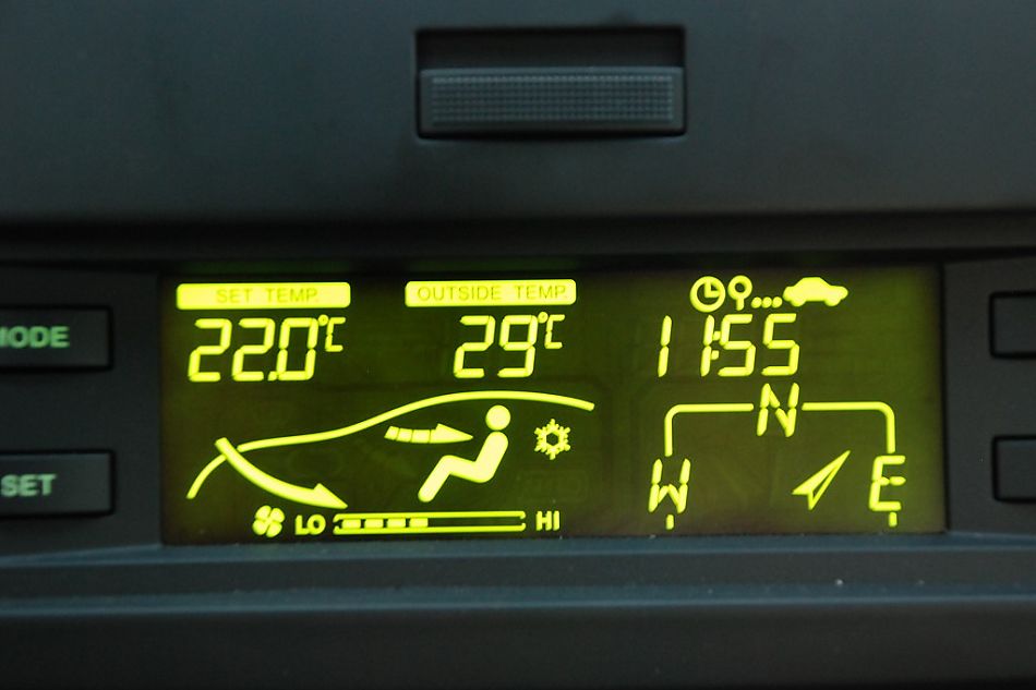 2010款新景程内饰