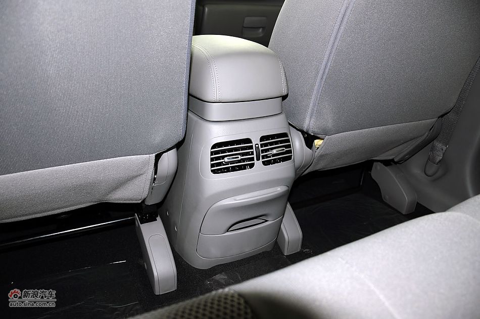 2011款佳乐实拍