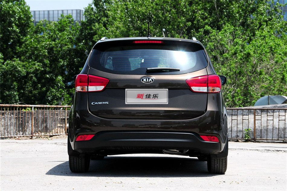 新佳乐 2013款 2.0L AT 5座舒适版 外观