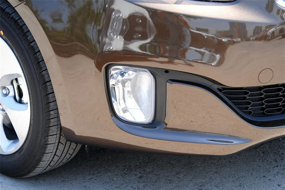 新佳乐 2013款 2.0L AT 5座舒适版 细节