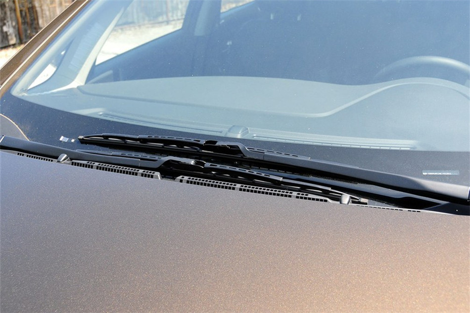 新佳乐 2013款 2.0L AT 5座舒适版 细节