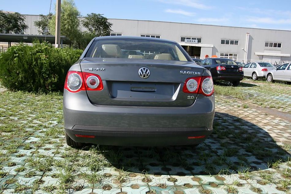 速腾2.0手动舒适型外观图