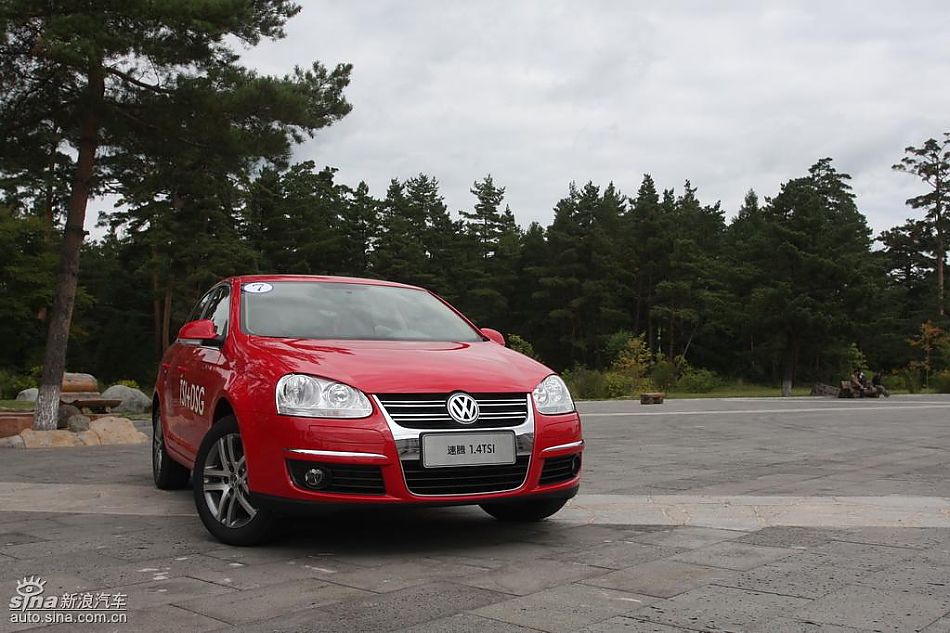 速腾1.4TSI+DSG外观实拍图