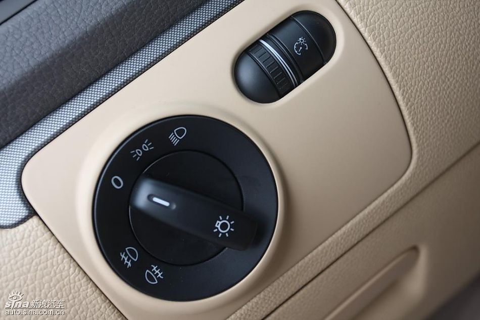 速腾1.4TSI+DSG内饰实拍图