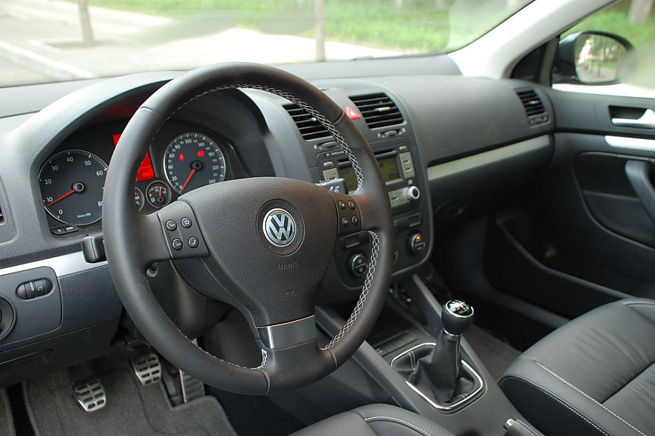 速腾1.8TSI手动冠军版内饰