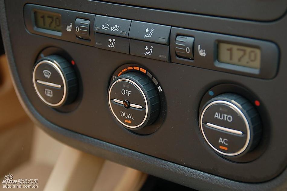 速腾1.4TSI+DSG内饰图