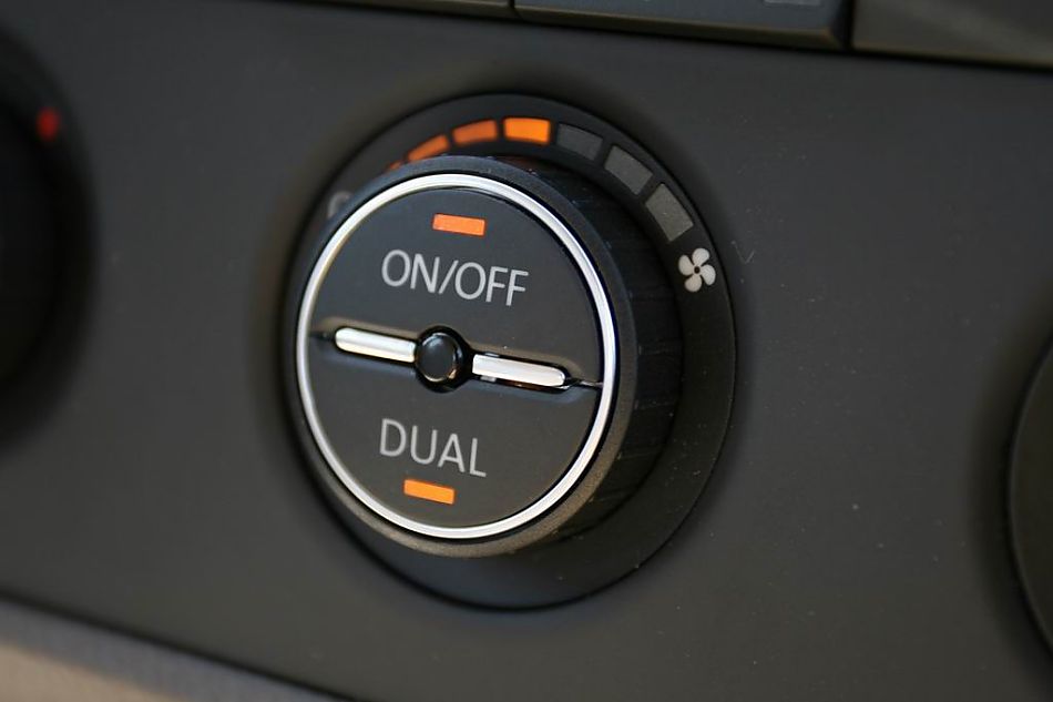 速腾2.0手动舒适型内饰图