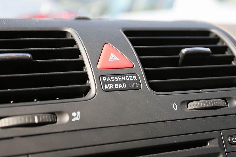 速腾2.0手动舒适型内饰图