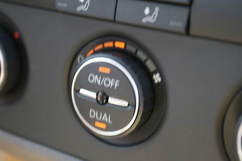 速腾2.0手动舒适型内饰图